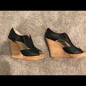 Seychelles Eye to Eye Wedge w/ box + dustbag, 7.5